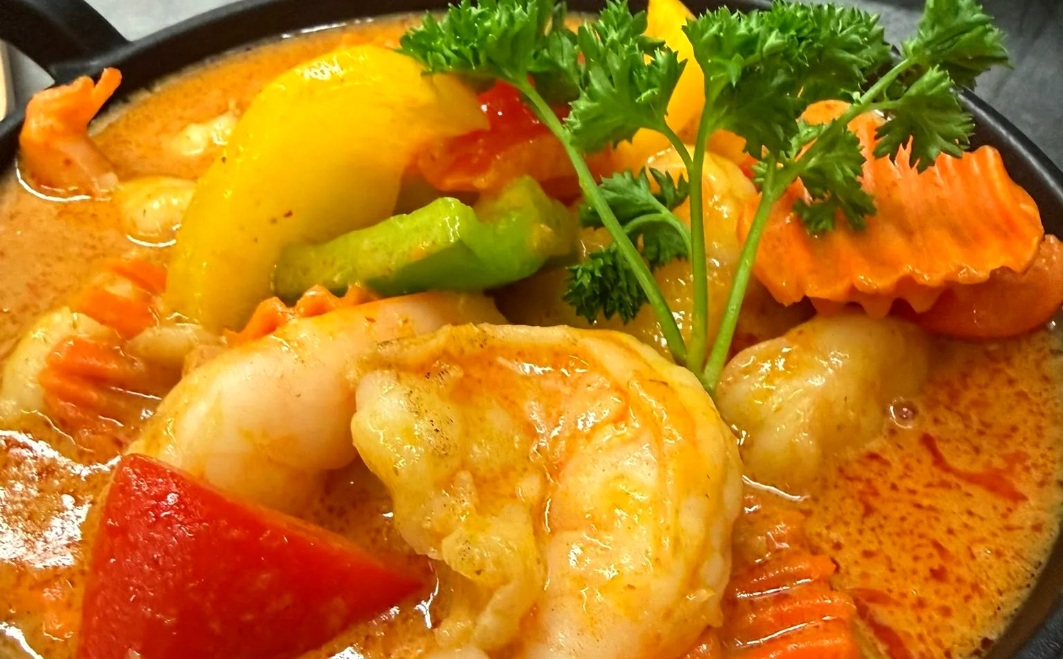 Garnelen Curry mit gelber Currysauce